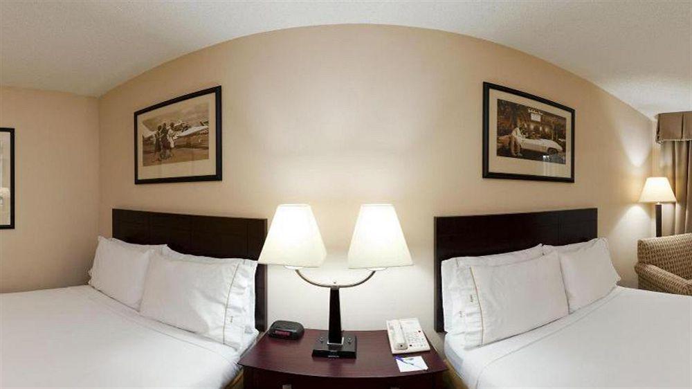 Holiday Inn Express Little Rock-Airport By Ihg Ngoại thất bức ảnh