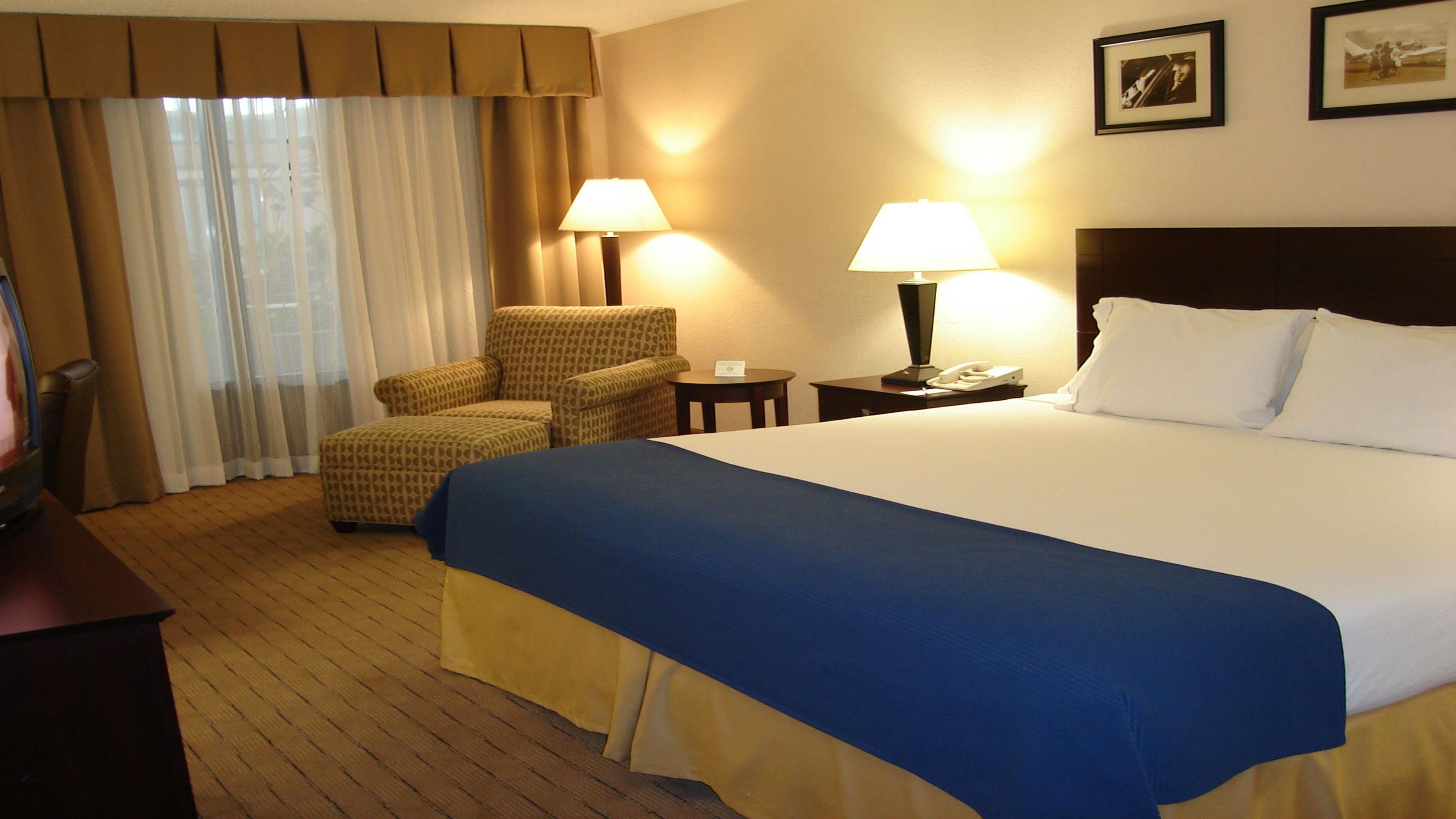 Holiday Inn Express Little Rock-Airport By Ihg Ngoại thất bức ảnh