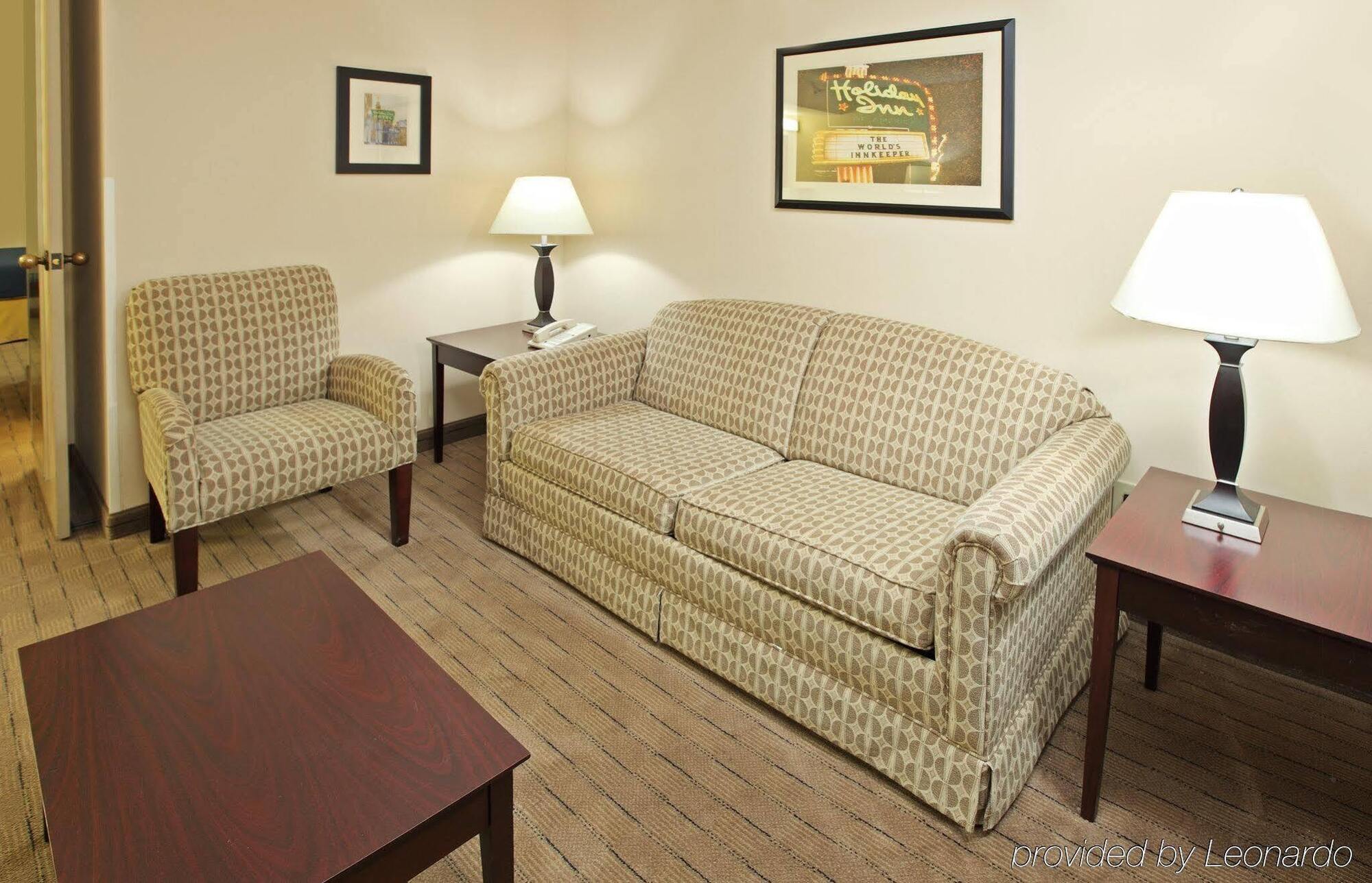Holiday Inn Express Little Rock-Airport By Ihg Ngoại thất bức ảnh